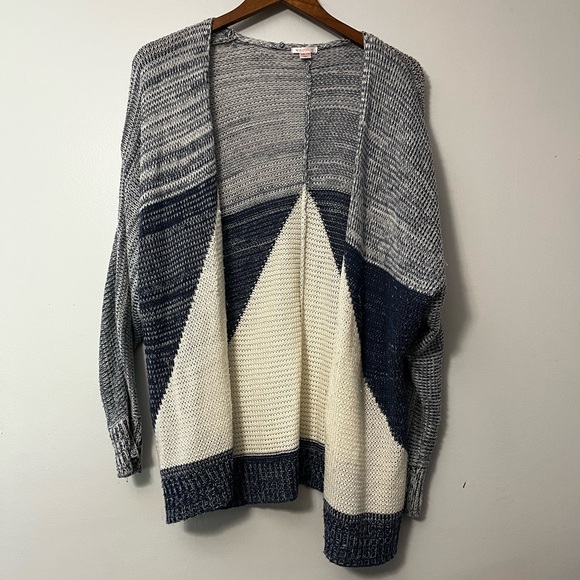 Xhilaration Sweaters - Xhilaration Navy and Cream Geometric Cardigan
